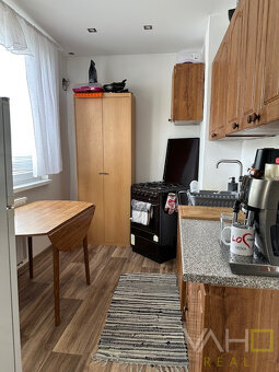 ,,REZERVOVANÝ,, Predaj 3 izbového bytu s dvoma balkónmi - 4