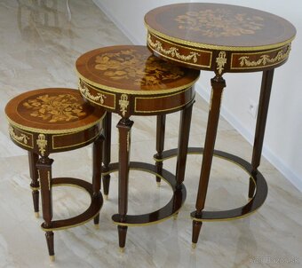 Zámecké intarzované stolečky - set - 4