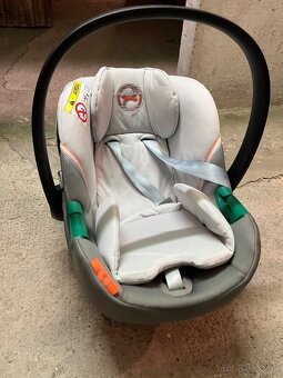 Isofix Cybex Base one universal + cybex Anton S2 I-size - 4