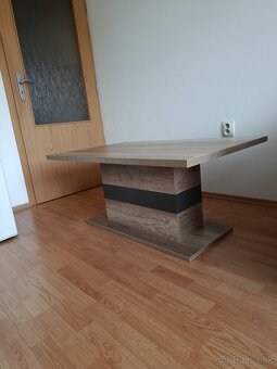 Konferenčný stolík - 4