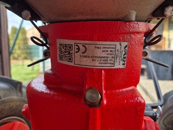 Predám malotraktor Vari XP200 - 4