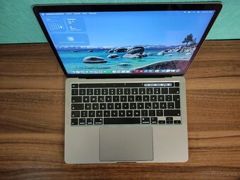 MacBook Pro 2020 | i7 • 32GB • 512GB SSD - 4