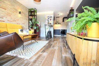 PREDAJ LUXUSNÝ 2 izb BYT 49m² M.Okruž.Partizánske - 4
