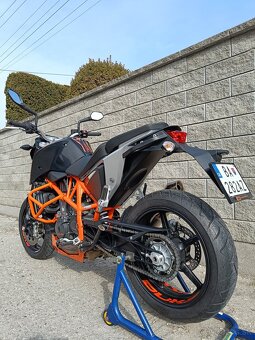 KTM DUKE 690 - 4