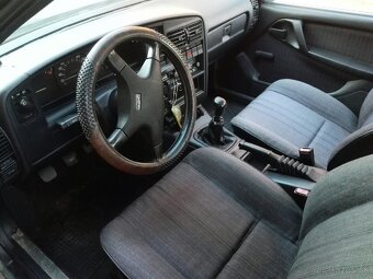Opel Omega A - 4
