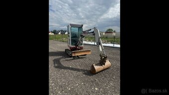Predám Takeuchi TB016 2013 rozťahovaci podvozok TOP STAV - 4