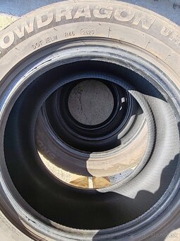 Zimne pneumatiky 215/55 R17 98V - 4