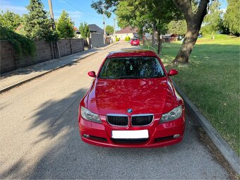 Predám BMW E90 318d 90kw r.v2008 - 4