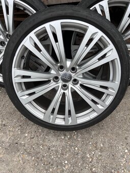 Audi S8 R20 245/35 9J ET 40 - 4