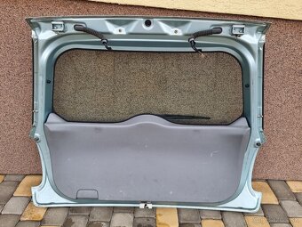 Suzuki SX4 kufrové dvere - 4