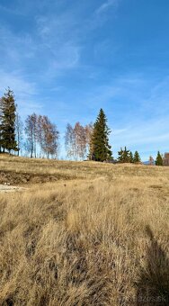 Veľký STAVEBNÝ Pozemok 2,75 HEKTÁR zo Stavebným Povolením L - 4