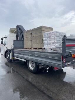 Auto s hydraulickou rukou, nakladna doprava - 4