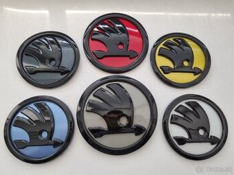 FAREBNY ZNAK SKODA - LOGO EMBLEM SKODA FAREBNE LAKOVANE - 4
