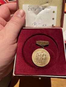 Vojenske odznaky 16 (Medajle) - 4