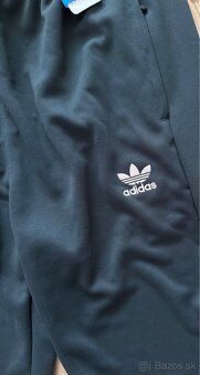 Real Madrid tepláky - 4