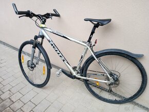 Trekingový bicykel - 4