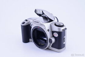 Canon New EOS Kiss + Canon EF 35-135mm f4 - 4