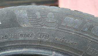 235/55r17 Michelin - 4
