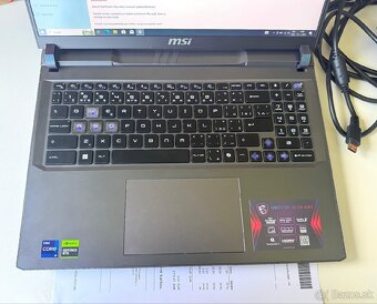 MSI Vector 16 - RTX 4080 - i9 14900HX - 64 GB RAM - 2TB SSD - 4