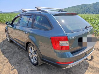 ŠKODA OCTAVIA SCOUT 1.8 TSI 135 KW - 4