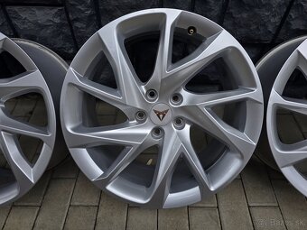 5x112 R18 Seat Cupra Formentor - 4