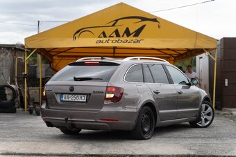 Škoda Superb Combi 2.0 TDI CR 140k Comfort DSG - 4