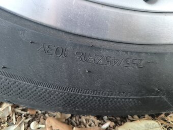 Predám 4ks 255/45/R18 103V Hankook Ventus S1 evo3 - 4