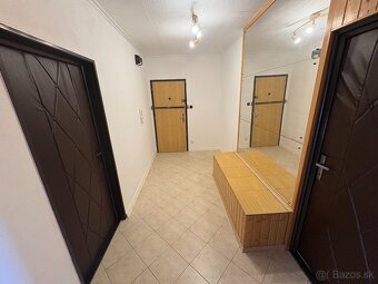 3 izb byt v centre mesta Levice - 4