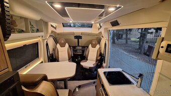 Komfortný karavan Dreamer Campervan XL – automat, 4 miesta, - 4