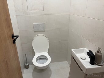 Predám moderný zariadený  trojizbový byt v Galante (west) - 4