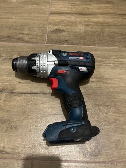 AKU vŕtačka a skrutkovač Bosch GSR 18V-110 C - 4