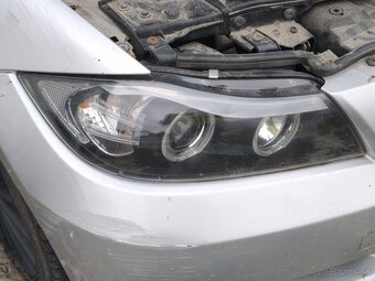 BMW e90 E91 predné svetlá - 4