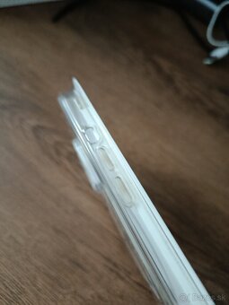 Kryt iPhone 15 - 4