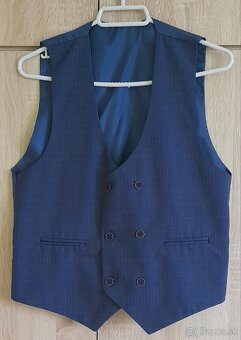 Tmavomodrý oblek pre chlapca 134/140 - 4
