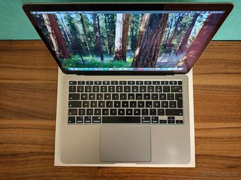 Apple MacBook Air 2020 – i3 / 8GB / 256GB - 4