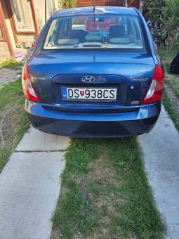 Hyundai accent - 4