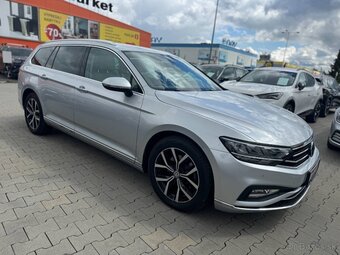 Volkswagen Passat Variant 2.0 TDI Elegance 4Motion DSG - 4