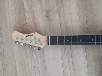 Elektricka gitara - 4