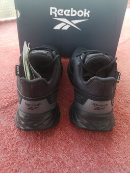 REEBOK dámske gore-tex topánky veľkosť 39 - 4