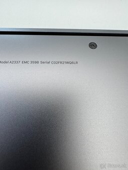 MacBook Air 13" 2020, M1 - 4