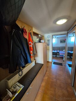 Predaj podkrovnej rekreačnej chaty s vínnou pivnicou v Chotí - 4