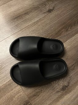 Yeezy slide 41 - 4