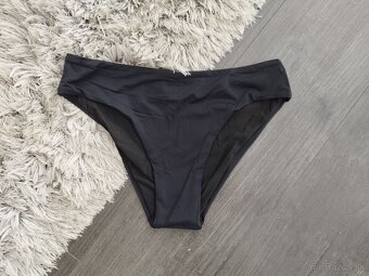 Dvojdielne plavky čierne S,M,L,XL,2XL - 4