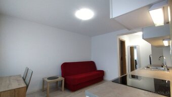 Prenajmem kompl.rekon.a zariadenú garsonku s TERASOU - 4