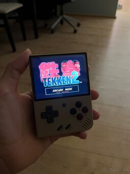 Miyoo Mini Plus herná konzola 64GB - 4