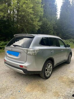 Mitsubishi - 4