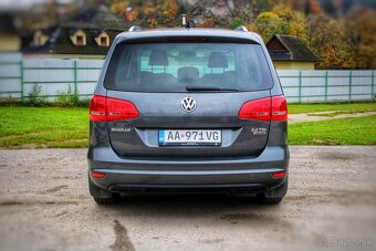 Volkswagen Sharan 2.0 TDI 4motion blue motion - 4
