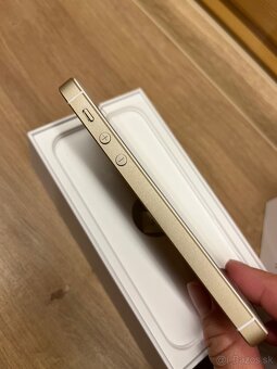 iPhone SE - 4
