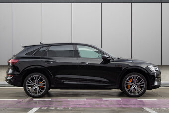Audi E-tron 55 quattro Advanced 300 kW - 4