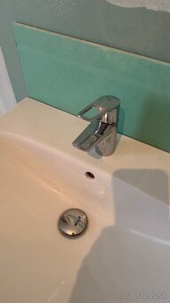 Umývadlo s batériou - 4